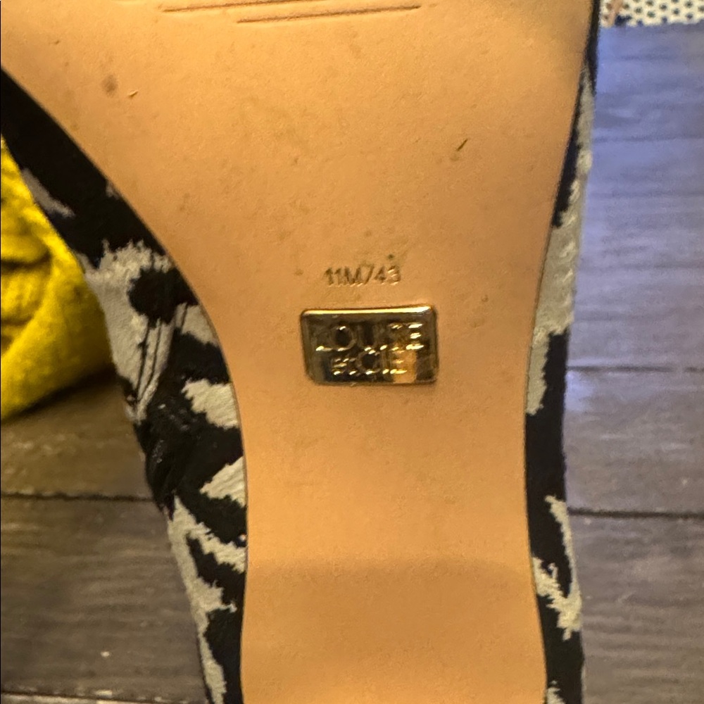 Louise et Cie Black and White Patterned Ankle Boots - Picture 5 of 5